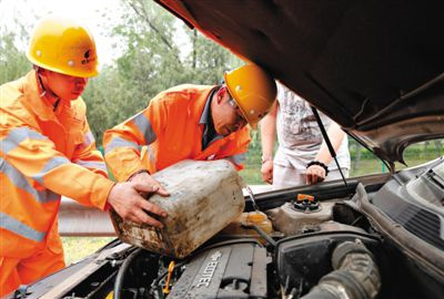 南川区额尔古纳道路救援